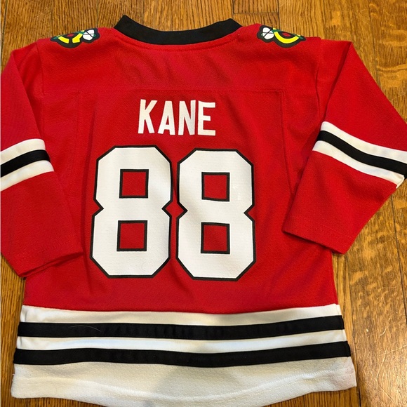 NHL Blackhawks kids Patrick Kane jersey size 2/4T - Picture 4 of 6
